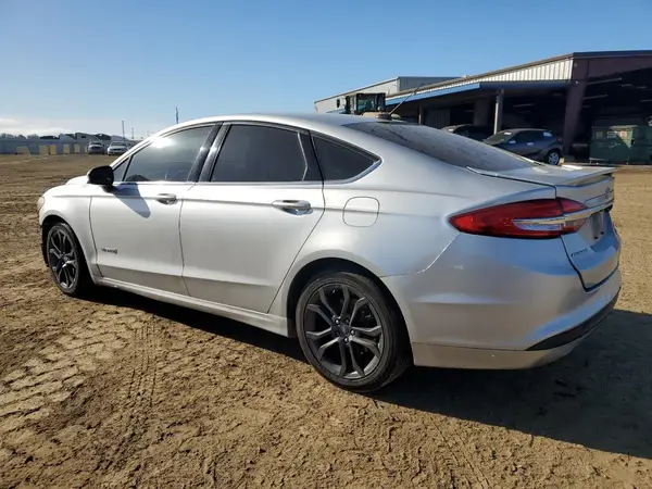 3FA6P0LU5JR137382 2018 FORD FUSION - Image 2