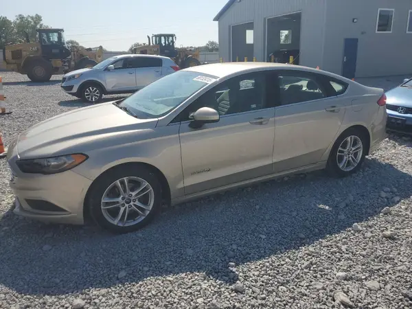 3FA6P0LU5JR137589 2018 FORD FUSION - Image 1