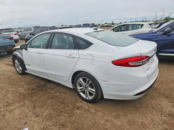 3FA6P0LU5JR139133 2018 FORD FUSION - Image 2