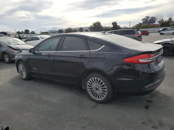 3FA6P0LU5JR139990 2018 FORD FUSION - Image 2