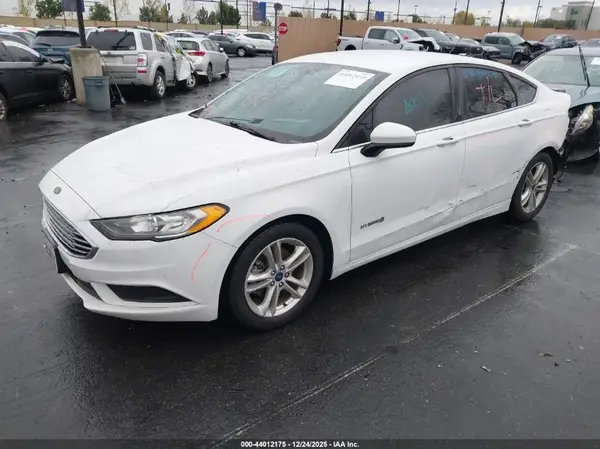 3FA6P0LU5JR143327 2018 FORD FUSION - Image 2