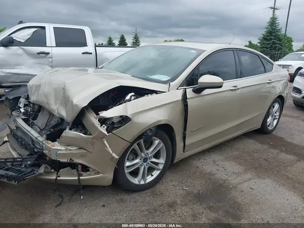 3FA6P0LU5JR168826 2018 FORD FUSION - Image 2