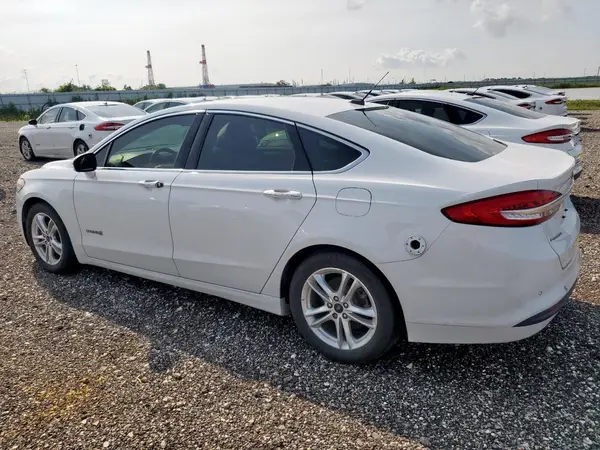 3FA6P0LU5JR171676 2018 FORD FUSION - Image 2