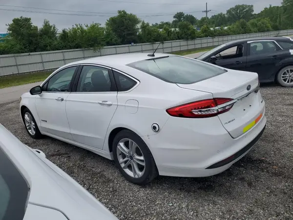 3FA6P0LU5JR171841 2018 FORD FUSION - Image 2