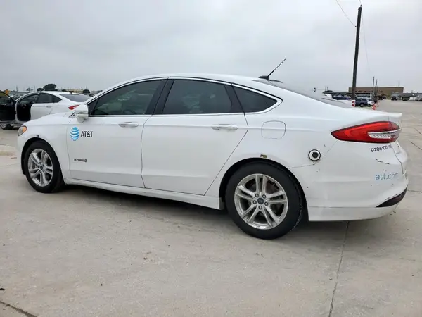 3FA6P0LU5JR171886 2018 FORD FUSION - Image 2