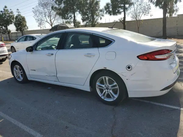 3FA6P0LU5JR172150 2018 FORD FUSION - Image 2