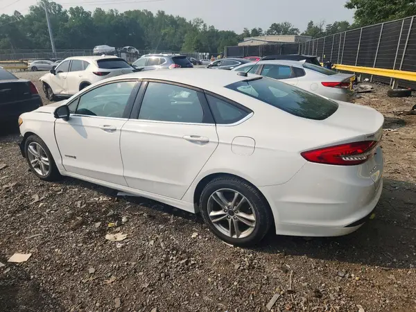 3FA6P0LU5JR172892 2018 FORD FUSION - Image 2