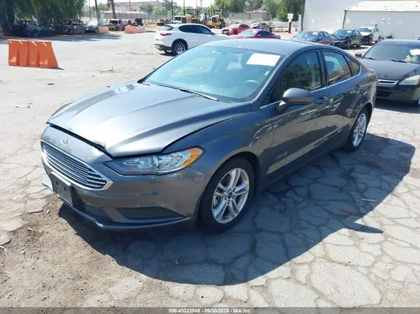3FA6P0LU5JR173301 2018 FORD FUSION - Image 2