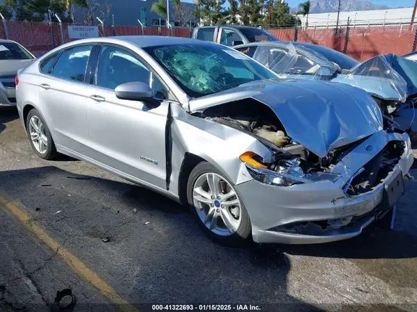 3FA6P0LU5JR173816 2018 FORD FUSION - Image 1