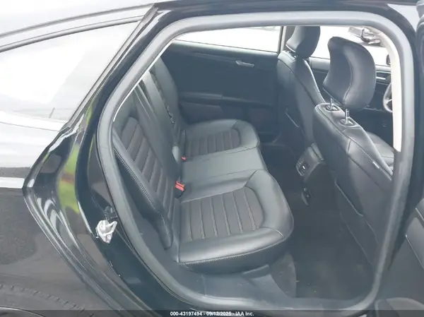 3FA6P0LU5JR181057 2018 FORD FUSION - Image 8