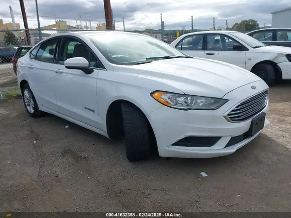 3FA6P0LU5JR188171 2018 FORD FUSION - Image 1