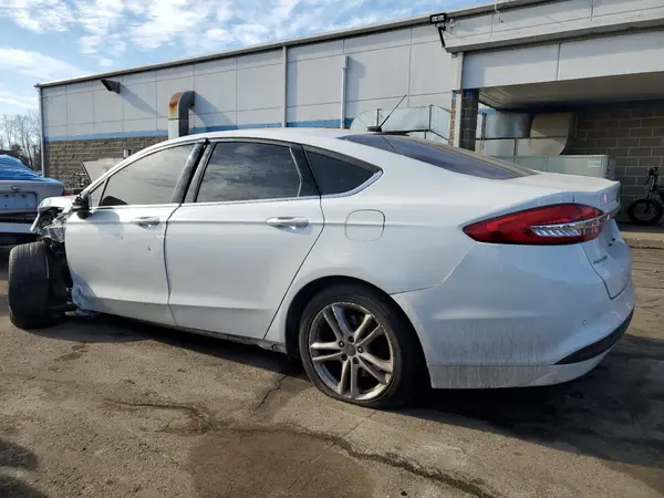 3FA6P0LU5JR195329 2018 FORD FUSION - Image 2