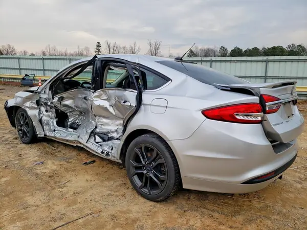 3FA6P0LU5JR197212 2018 FORD FUSION - Image 2