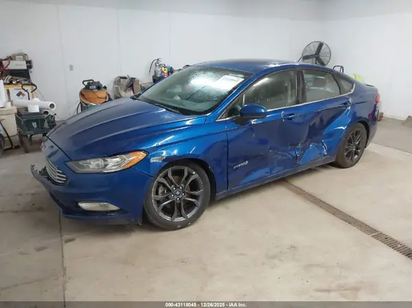 3FA6P0LU5JR197338 2018 FORD FUSION - Image 2