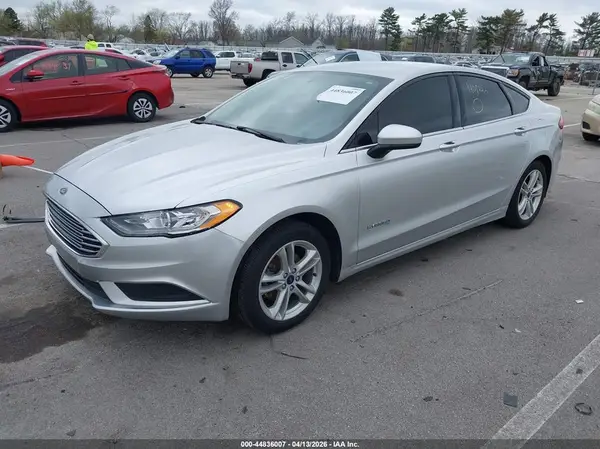 3FA6P0LU5JR214185 2018 FORD FUSION - Image 2