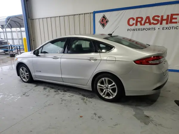 3FA6P0LU5JR228829 2018 FORD FUSION - Image 2