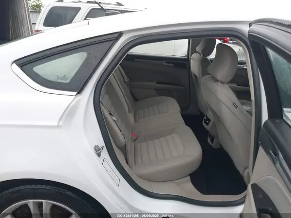3FA6P0LU5JR235425 2018 FORD FUSION - Image 8