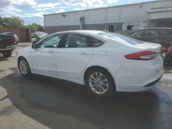 3FA6P0LU5JR237353 2018 FORD FUSION - Image 2