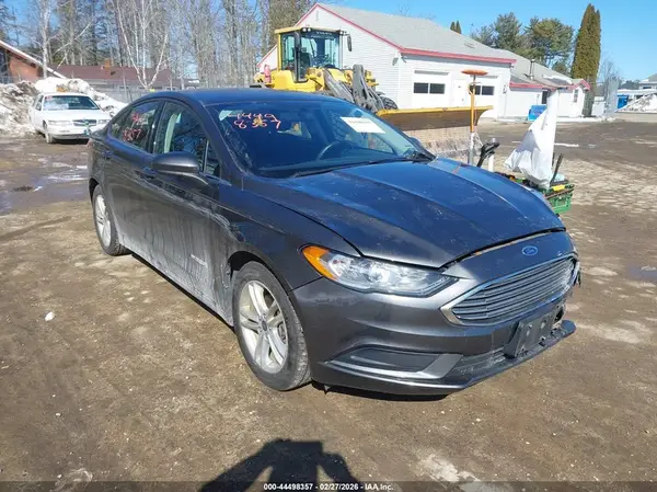3FA6P0LU5JR274077 2018 FORD FUSION - Image 1