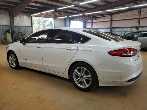 3FA6P0LU5JR280820 2018 FORD FUSION - Image 2