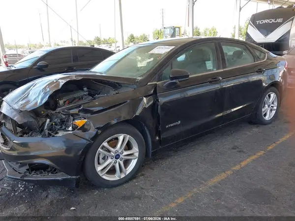 3FA6P0LU5JR281241 2018 FORD FUSION - Image 2