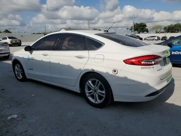 3FA6P0LU5JR281899 2018 FORD FUSION - Image 2
