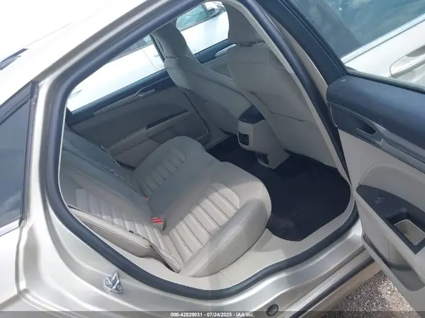 3FA6P0LU5JR286648 2018 FORD FUSION - Image 8