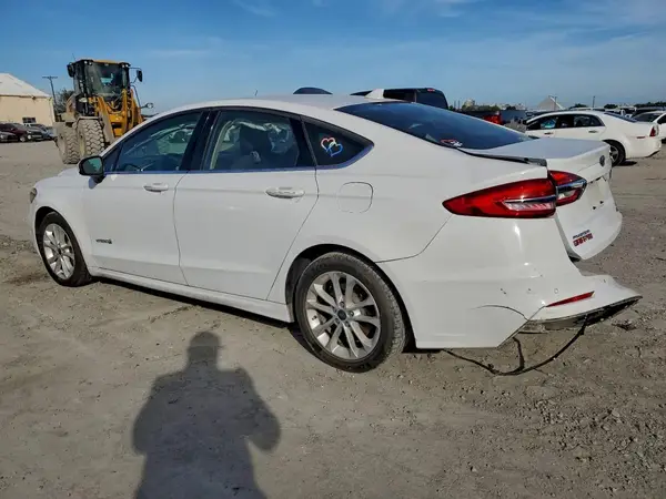 3FA6P0LU5KR106120 2019 FORD FUSION - Image 2