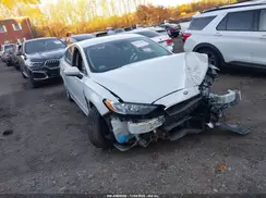 3FA6P0LU5KR121569 2019 FORD FUSION