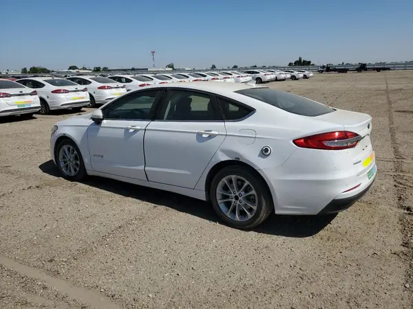 3FA6P0LU5KR124875 2019 FORD FUSION - Image 2