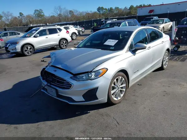 3FA6P0LU5KR126027 2019 FORD FUSION - Image 2
