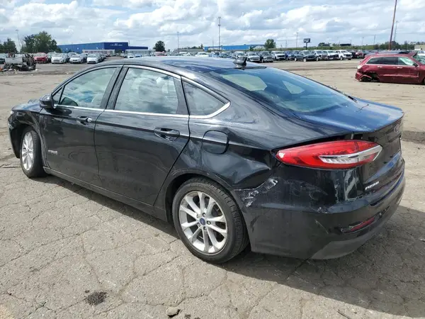 3FA6P0LU5KR130921 2019 FORD FUSION - Image 2