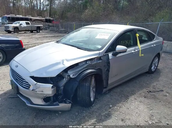3FA6P0LU5KR145967 2019 FORD FUSION - Image 2