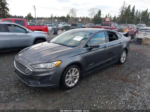 3FA6P0LU5KR151820 2019 FORD FUSION - Image 2