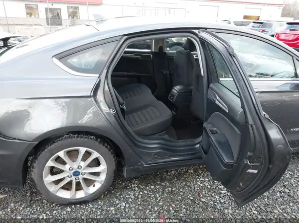 3FA6P0LU5KR151820 2019 FORD FUSION - Image 8