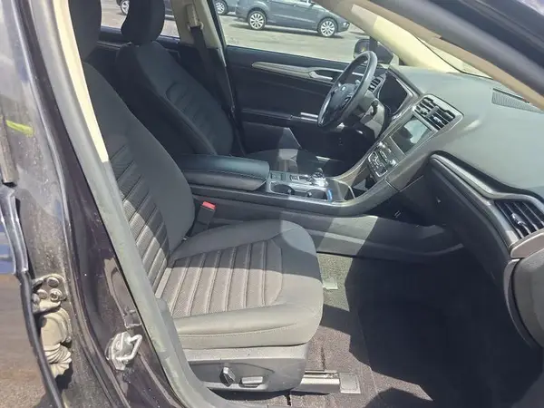 3FA6P0LU5KR152398 2019 FORD FUSION - Image 1