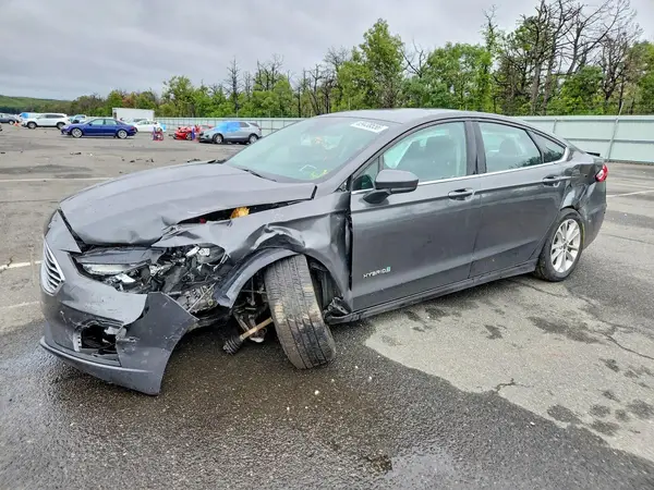 3FA6P0LU5KR157181 2019 FORD FUSION - Image 1