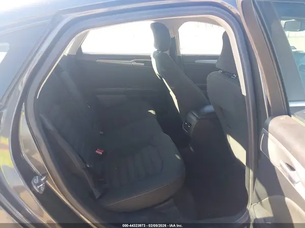 3FA6P0LU5KR174465 2019 FORD FUSION - Image 8