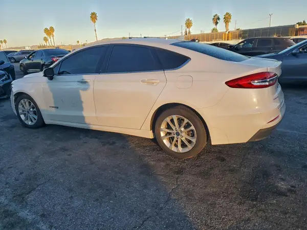 3FA6P0LU5KR177415 2019 FORD FUSION - Image 2