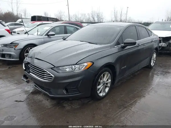 3FA6P0LU5KR179973 2019 FORD FUSION - Image 2