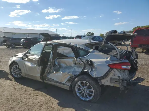 3FA6P0LU5KR183909 2019 FORD FUSION - Image 2