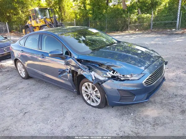 3FA6P0LU5KR185062 2019 FORD FUSION - Image 1