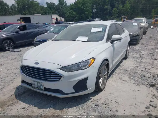 3FA6P0LU5KR188706 2019 FORD FUSION - Image 2