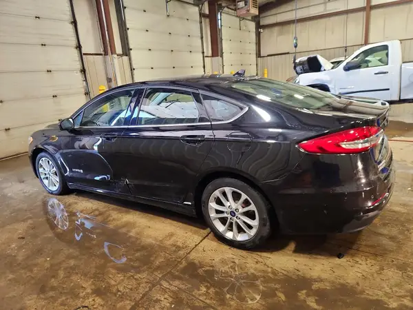 3FA6P0LU5KR192772 2019 FORD FUSION - Image 2