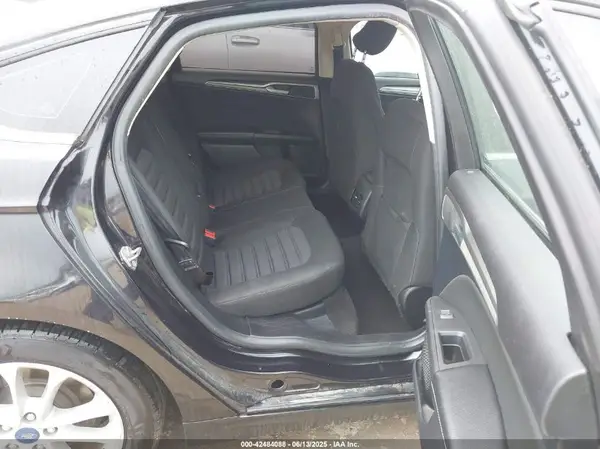 3FA6P0LU5KR195915 2019 FORD FUSION - Image 8