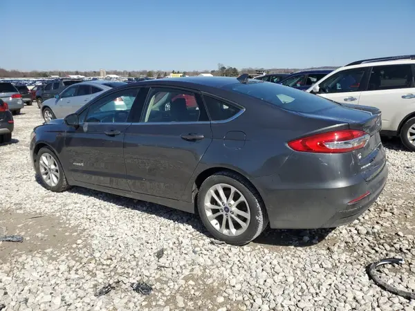 3FA6P0LU5KR197955 2019 FORD FUSION - Image 2