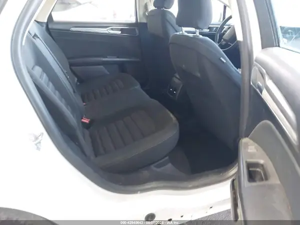3FA6P0LU5KR204662 2019 FORD FUSION - Image 8