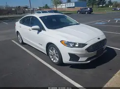 3FA6P0LU5KR211482 2019 FORD FUSION