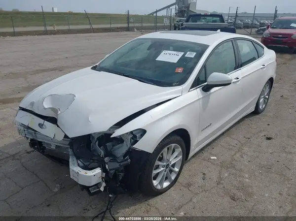 3FA6P0LU5KR242330 2019 FORD FUSION - Image 2