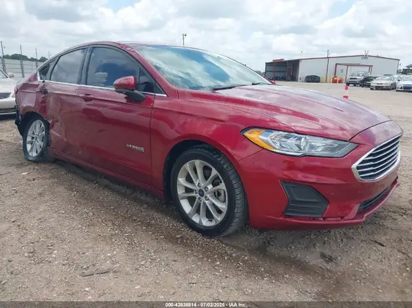 3FA6P0LU5KR256678 2019 FORD FUSION - Image 1
